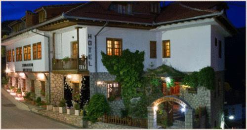 Hotel Bitouni Metsovo Buitenkant foto